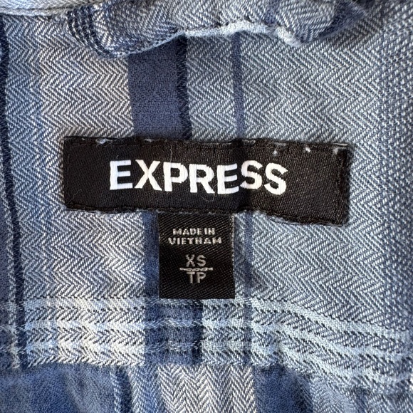 Express Blue and White Plaid Flannel Button Down Shirt Size XS - Picture 4 of 8